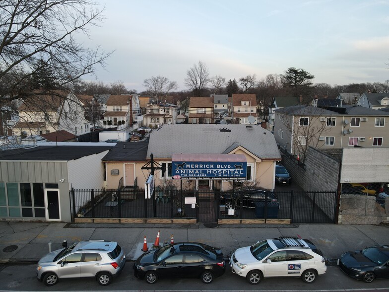 11531 Merrick Blvd, Jamaica, NY for sale - Primary Photo - Image 1 of 1