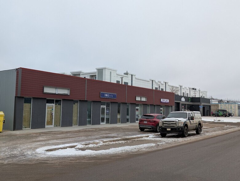8302 Fraser Ave, Fort McMurray, AB for lease - Building Photo - Image 3 of 10