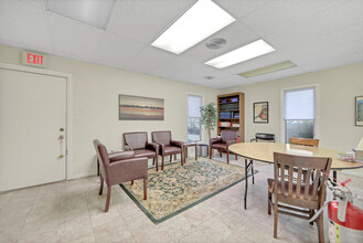 250 Kinderkamack Rd, Westwood, NJ for lease Interior Photo- Image 2 of 8