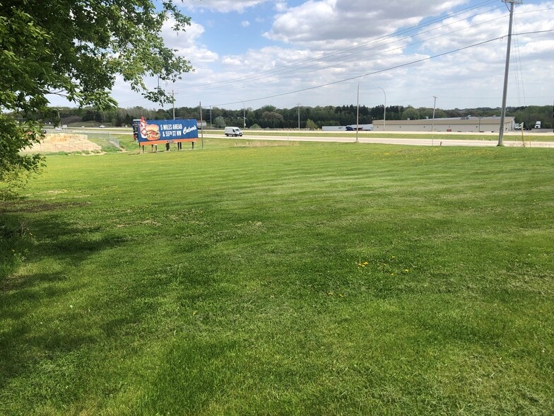 7050 11th Ave SW, Rochester, MN for lease - Building Photo - Image 1 of 5