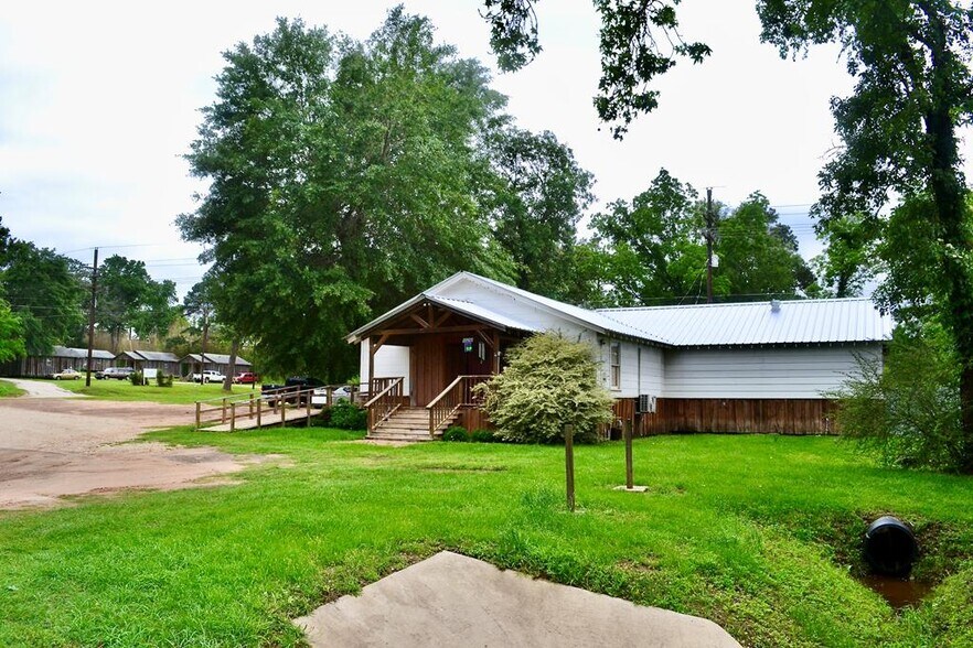 307 West Main, Kennard, TX for sale - Primary Photo - Image 1 of 1