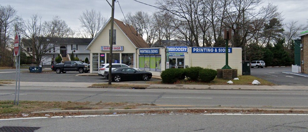 632-634 Route 109, Lindenhurst, NY for sale - Primary Photo - Image 1 of 1