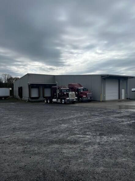 1101 Nathan Rd SW, Arab, AL for sale - Primary Photo - Image 1 of 1