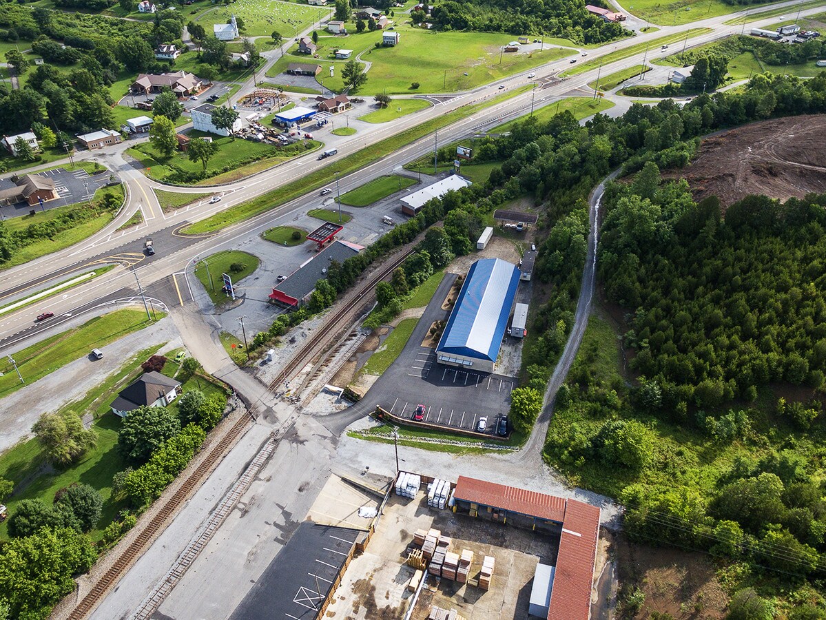 85 Spring St S, Mosheim, TN 37818