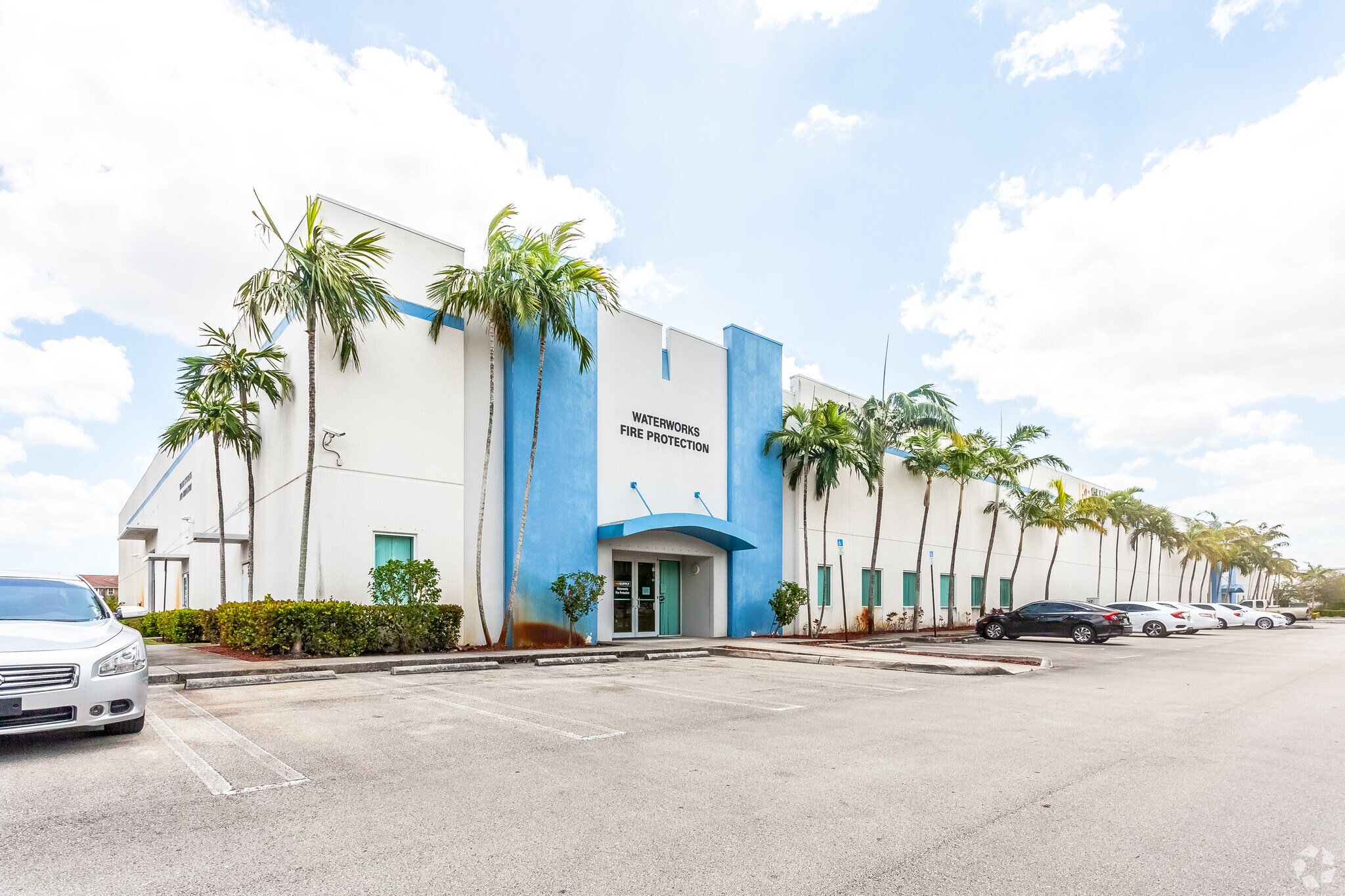 10810 NW 92nd Ter, Miami, FL for sale Primary Photo- Image 1 of 1