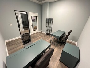 2121 S Hiawassee Rd, Orlando, FL for lease Interior Photo- Image 2 of 4