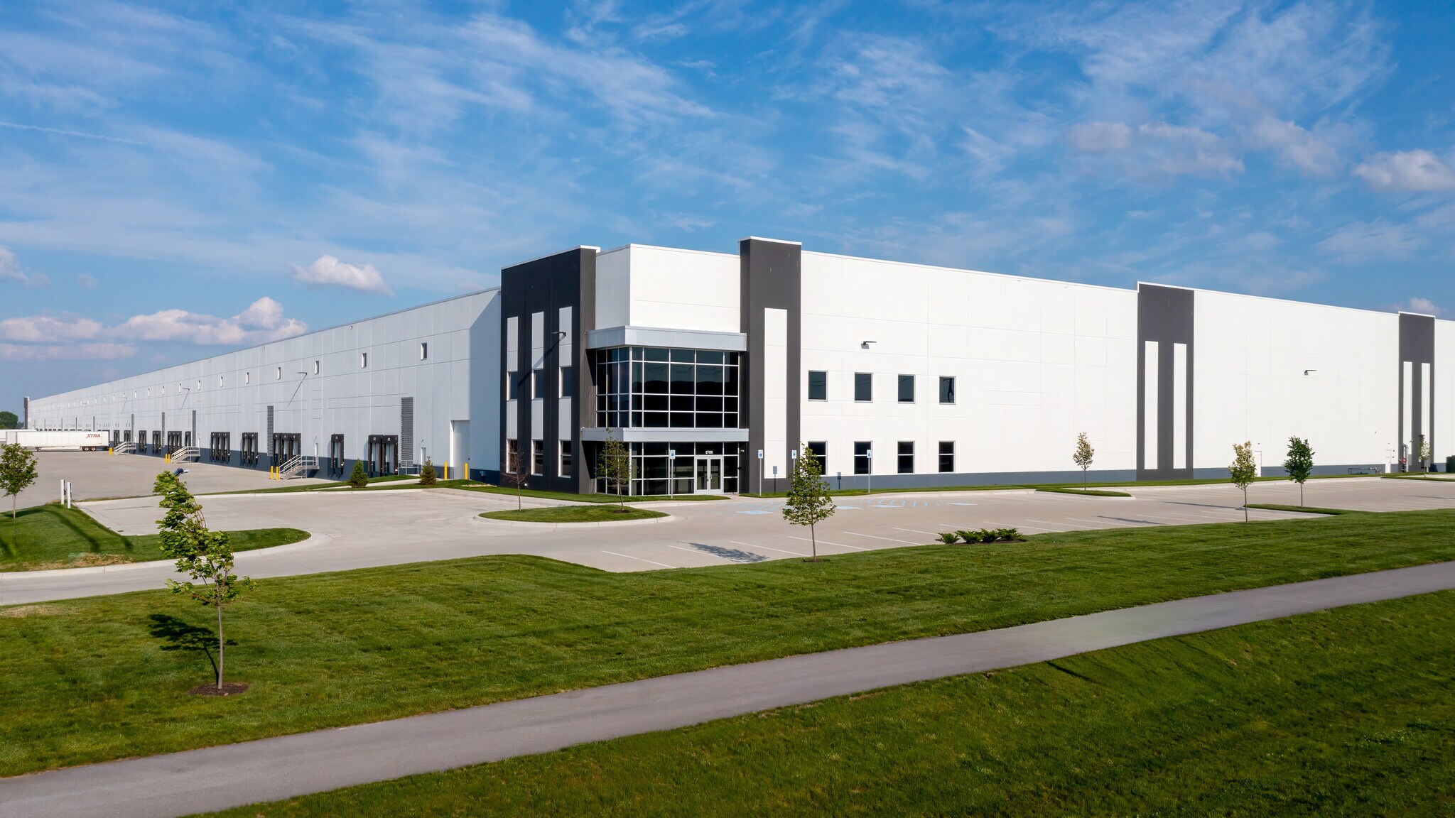 5789 N Graham Rd, Whiteland, IN for lease Primary Photo- Image 1 of 8