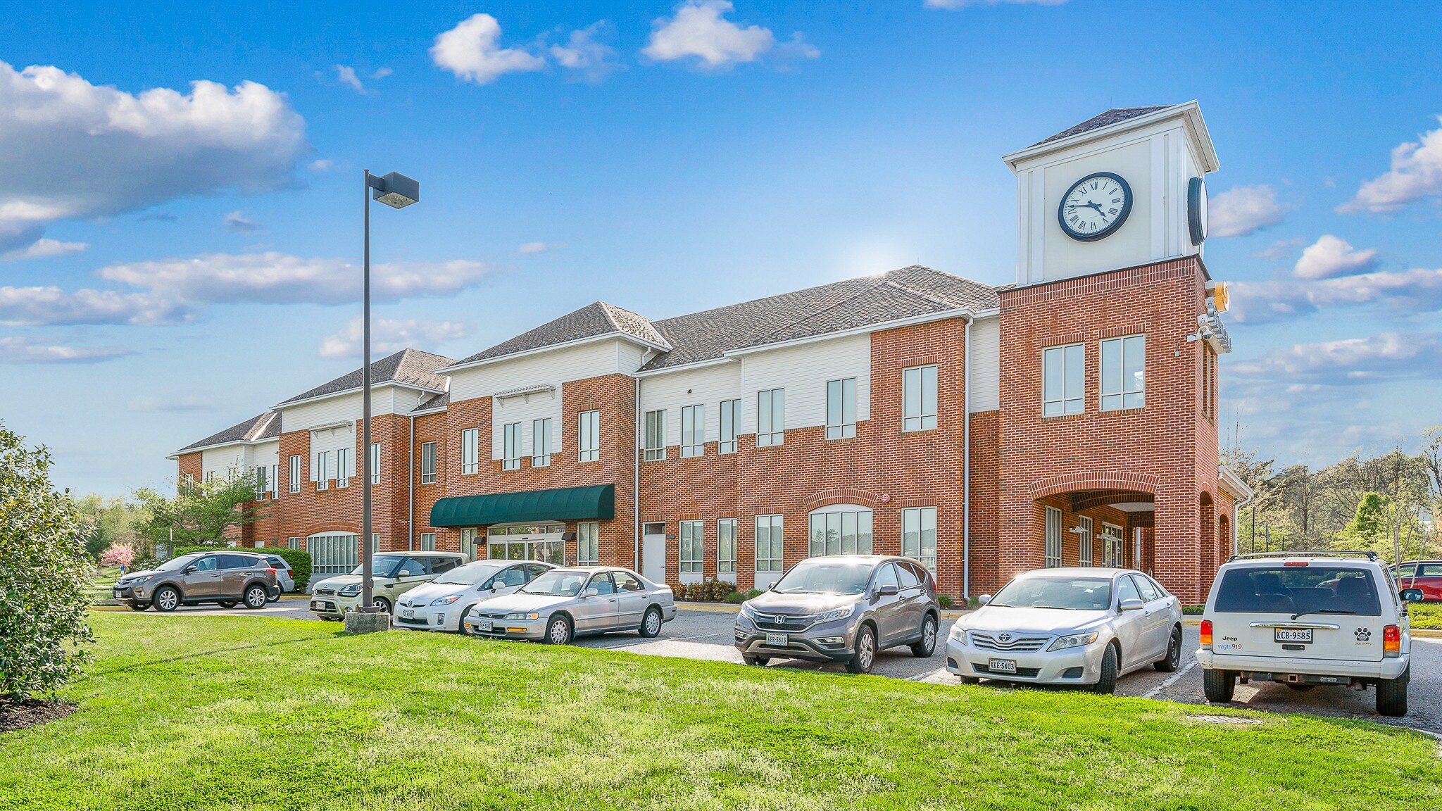 9455 Lorton Market St, Lorton, VA 22079 Marketplace Medical Center