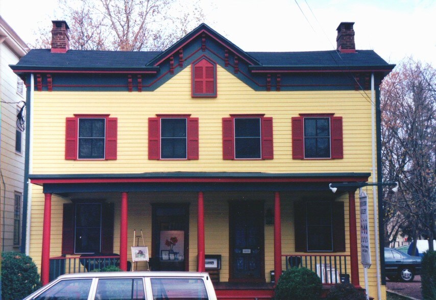 41-43 S Main St, Pennington, NJ for sale - Primary Photo - Image 1 of 1