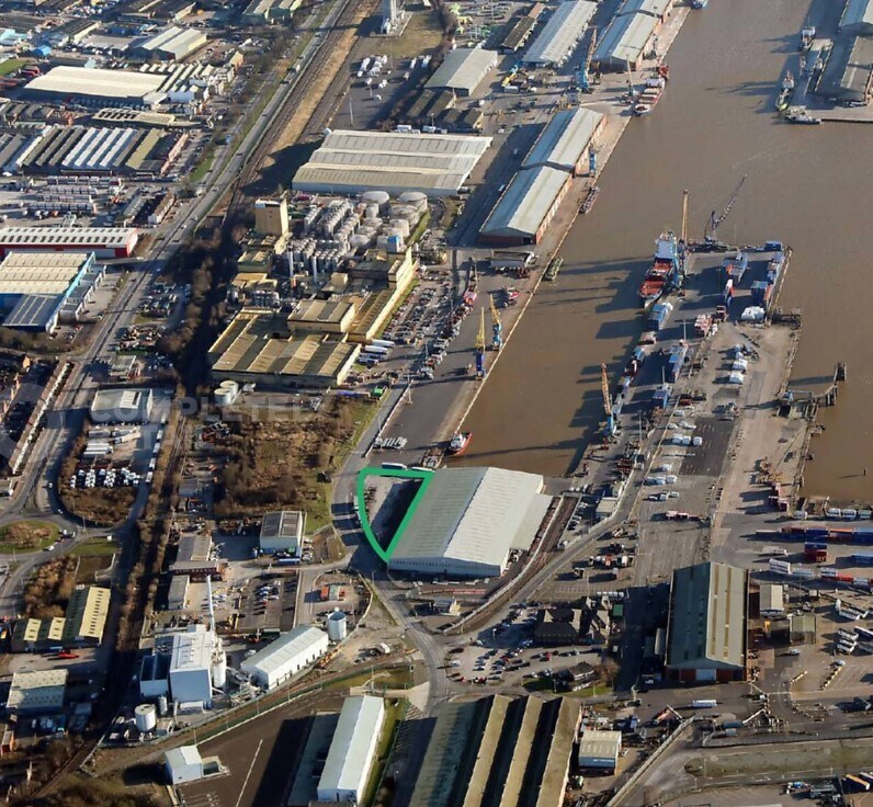 King George Dock, Hull for lease Primary Photo- Image 1 of 2