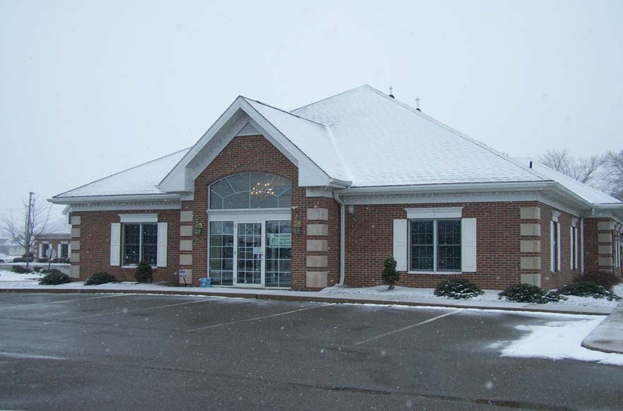 6525 Market Ave N, North Canton, OH for lease - Primary Photo - Image 1 of 1