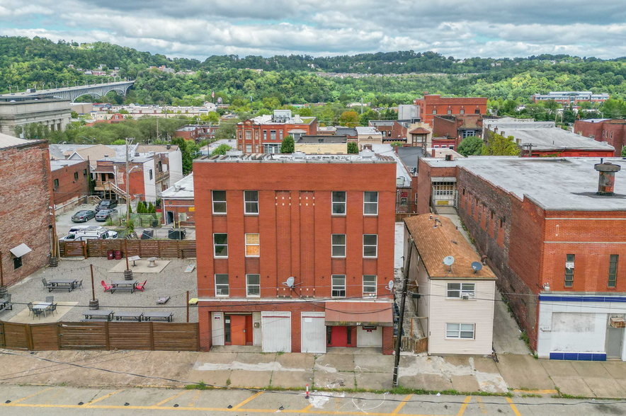 57 UNIT PITTSBURGH MULTIFAMILY PORTFOLIO portfolio of 3 properties for sale on LoopNet.com - Building Photo - Image 3 of 3