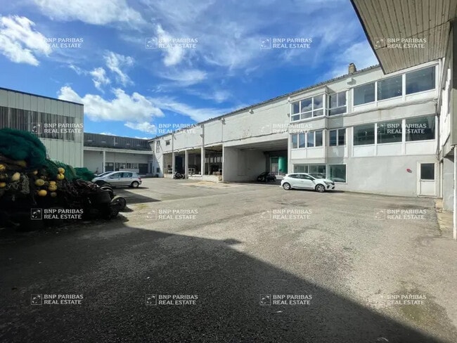 Vente Local d'activités 4 400 m²