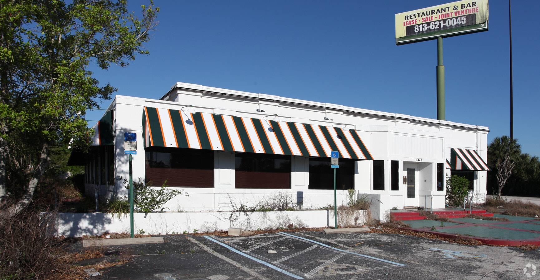 8440 Blanding Blvd, Jacksonville, FL 32244