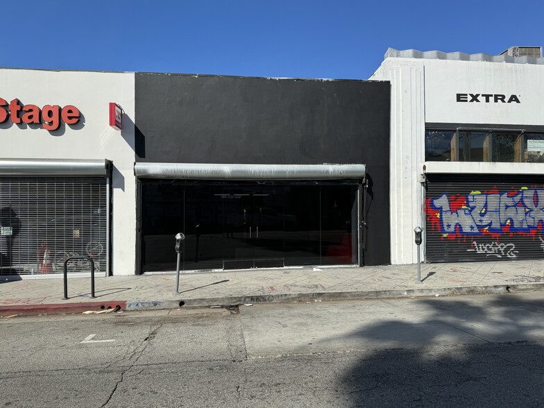 455 N Fairfax Ave, Los Angeles, CA for lease - Building Photo - Image 2 of 13