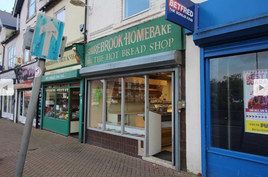 22 Market Pl, Mansfield, NG20 8AA Retail for Sale