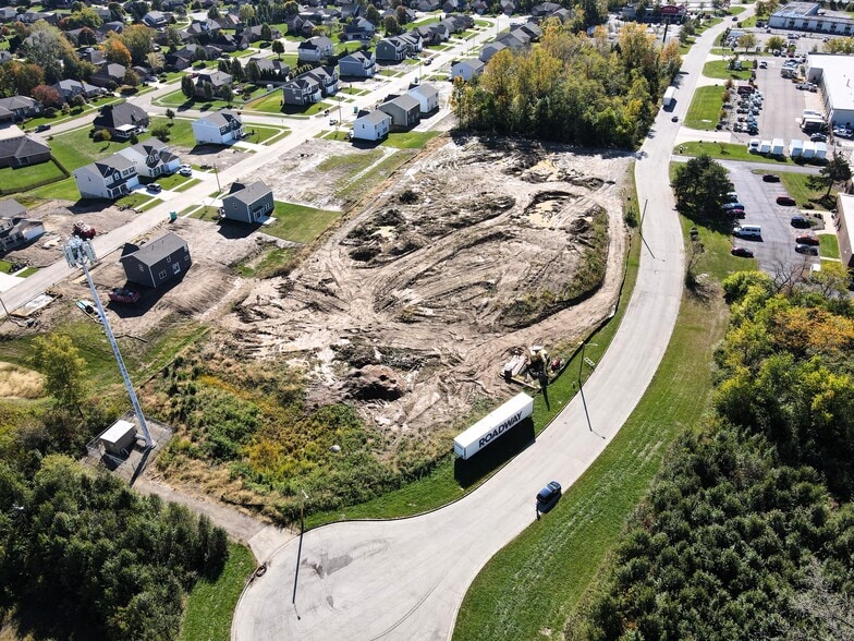 7825 Poe Ave, Dayton, OH for sale - Building Photo - Image 3 of 18