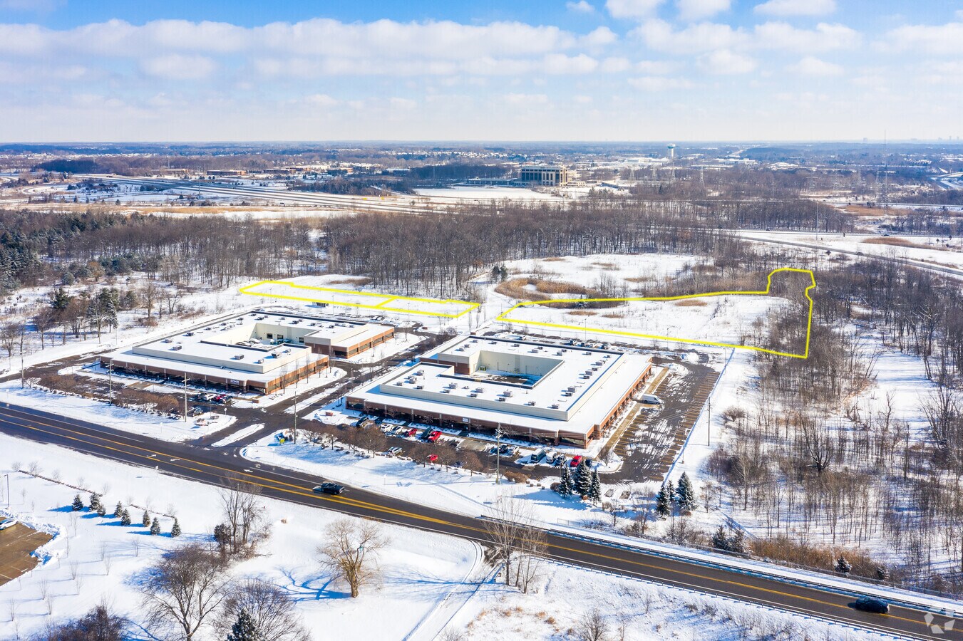 Meadowbrook & 12 Mile Rd, Novi, MI 48375