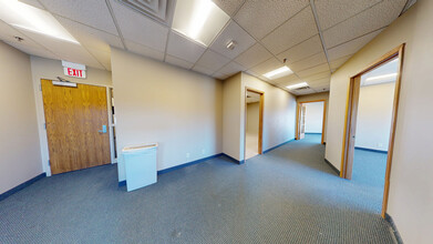 5270 W 84th St, Bloomington, MN for lease Interior Photo- Image 1 of 5