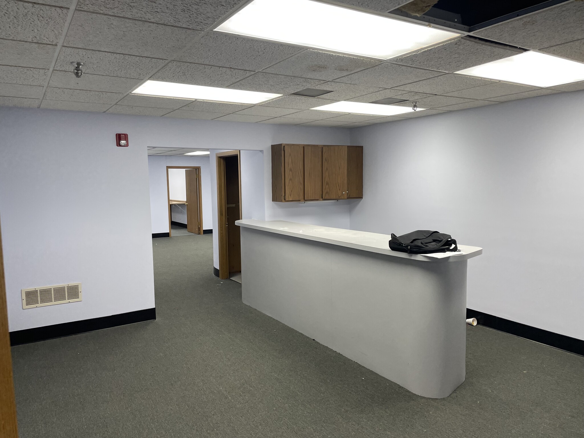 501 Thornhill Dr, Carol Stream, IL for lease Interior Photo- Image 1 of 3