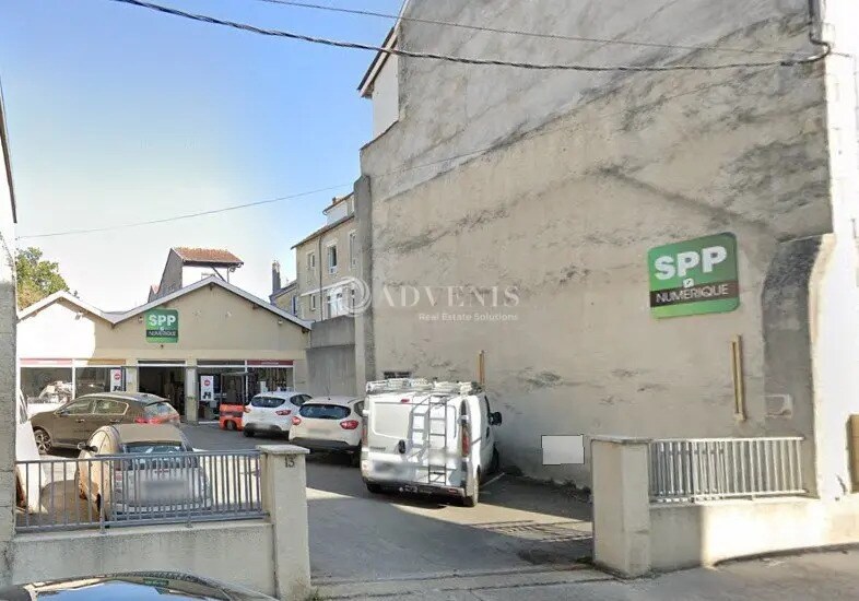 Retail in Périgueux for lease - Building Photo - Image 3 of 4