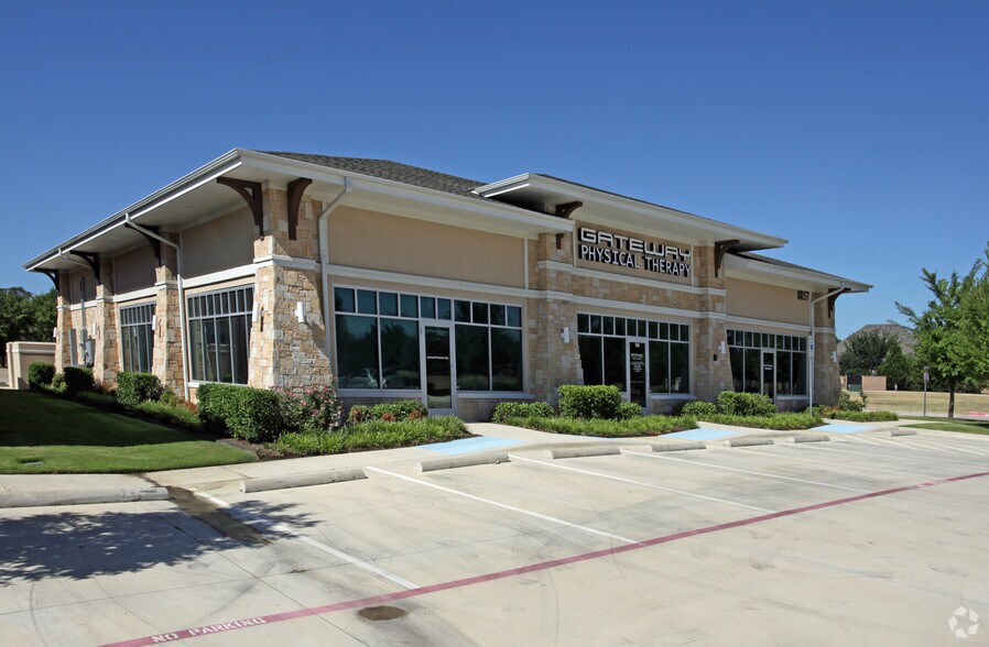8857 Davis Blvd, Keller, TX for sale - Building Photo - Image 1 of 1