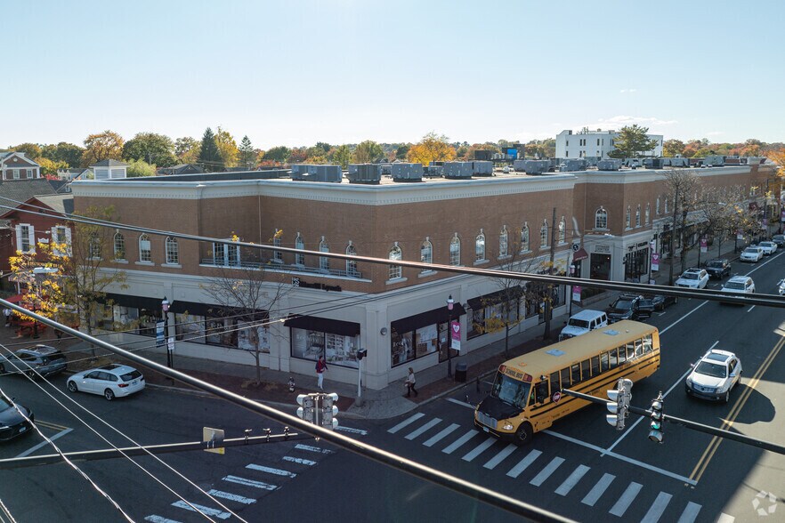 1499 Post Rd, Fairfield, CT for sale - Primary Photo - Image 1 of 1