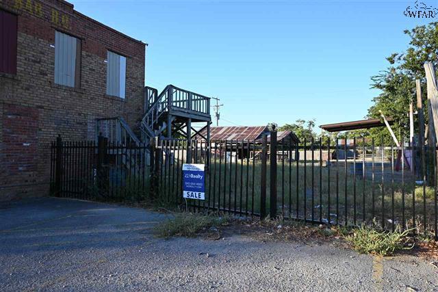 200 N Burnett St, Wichita Falls, TX for sale - Building Photo - Image 3 of 15