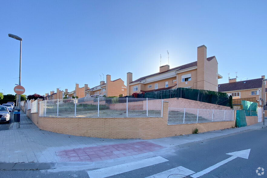 Calle Asia, 1, Villalbilla, Madrid for sale - Primary Photo - Image 1 of 2