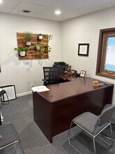 100 N Lincolnway, North Aurora, IL for lease Interior Photo- Image 1 of 5