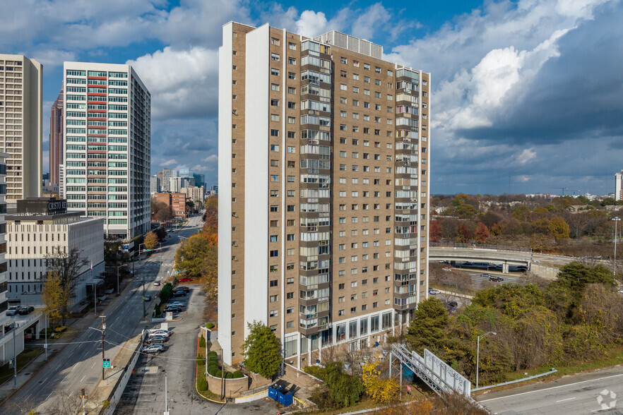 215 NE Piedmont Ave, Atlanta, GA for sale - Primary Photo - Image 1 of 1