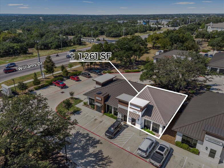 4869-1 Williams Drive, Georgetown, TX for sale - Building Photo - Image 1 of 19