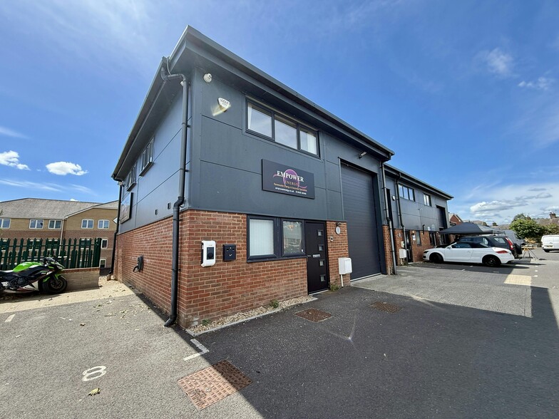 165 Christchurch Rd, Ringwood for lease - Building Photo - Image 2 of 11