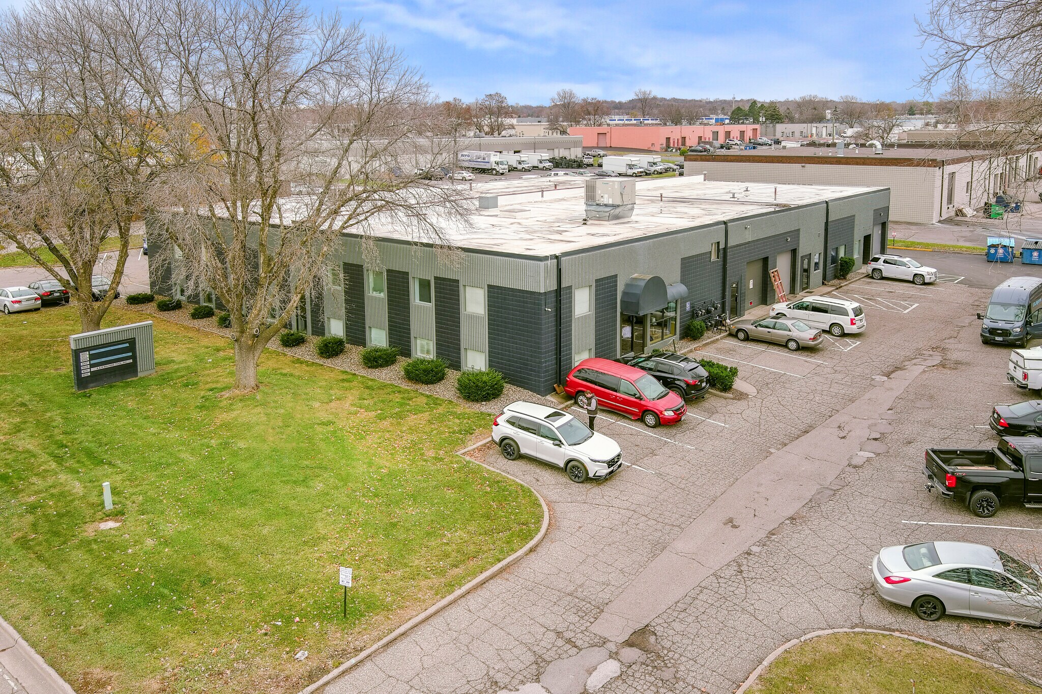 1001 Cliff Rd E, Burnsville, MN for sale Building Photo- Image 1 of 1