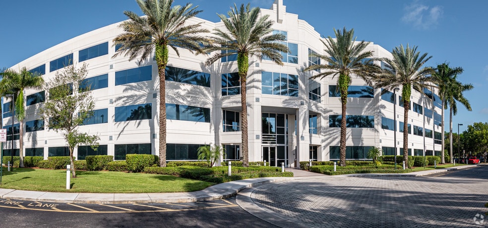 1571 Sawgrass Corporate Pky, Sunrise, FL for lease - Primary Photo - Image 1 of 12