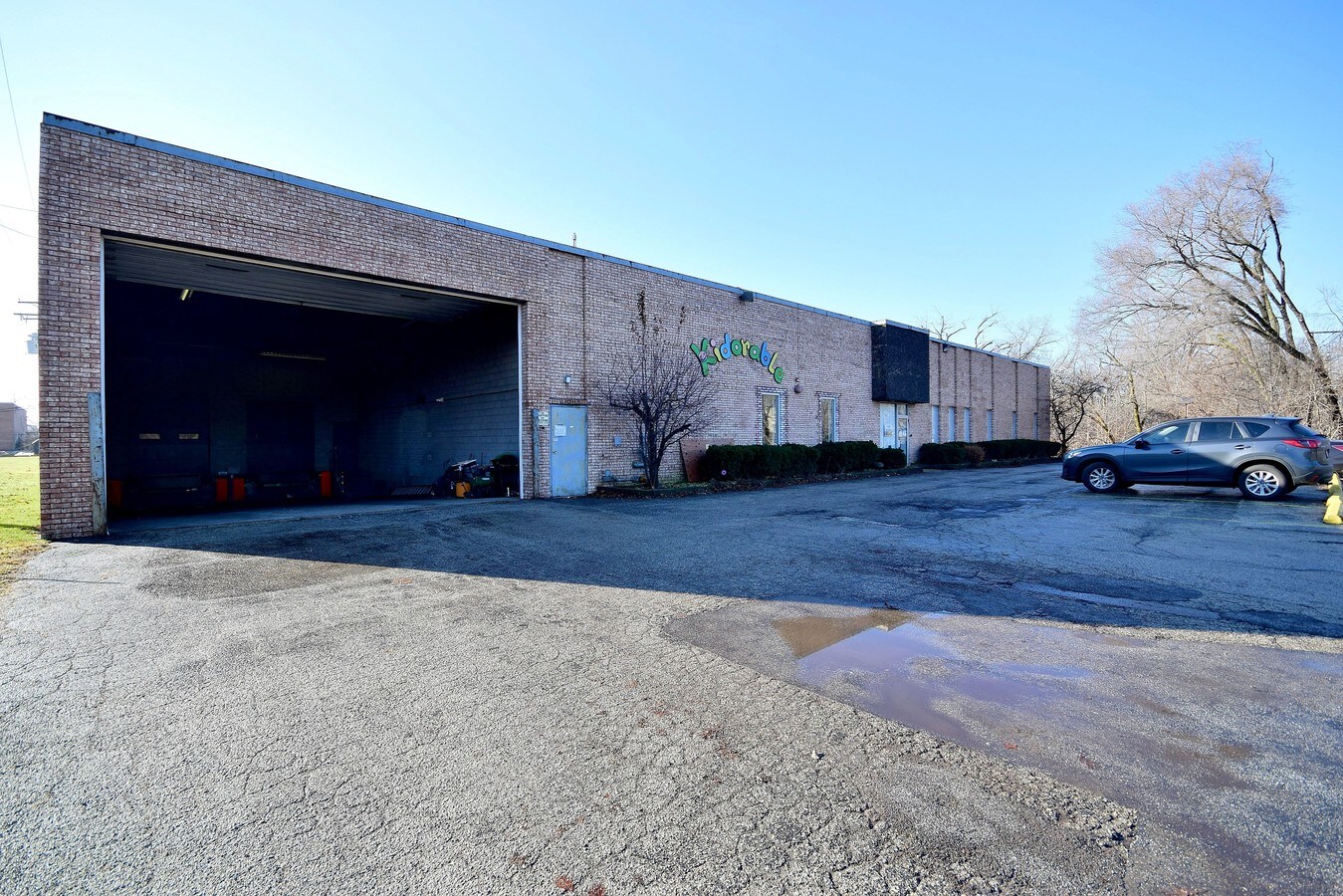 6801 W Howard St, Niles, IL 60714