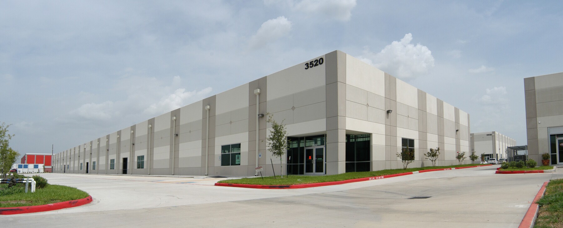 3520 S Sam Houston Parkway E, Houston, TX 77047