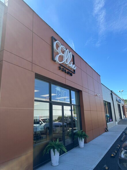 405 S Main St, Old Forge, PA for lease - Building Photo - Image 2 of 2