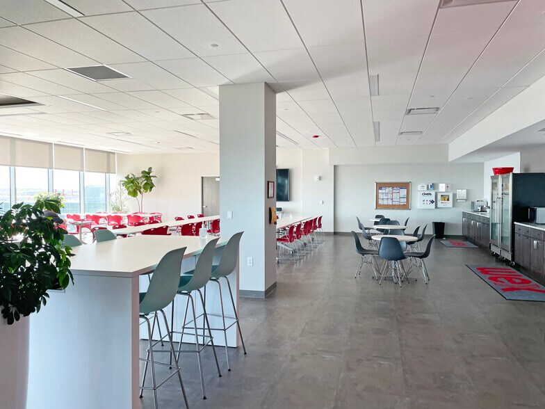 100 Fore St, Portland, ME for sale - Building Photo - Image 1 of 1