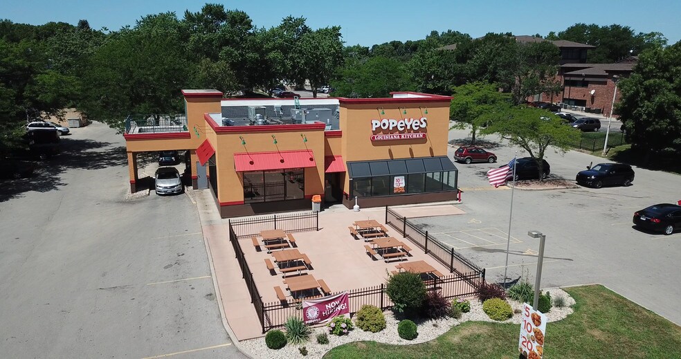 2844 Fish Hatchery Rd, Madison, WI 53713