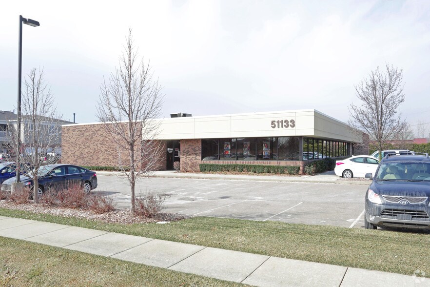 51133 Birch St, New Baltimore, MI for sale - Primary Photo - Image 1 of 1