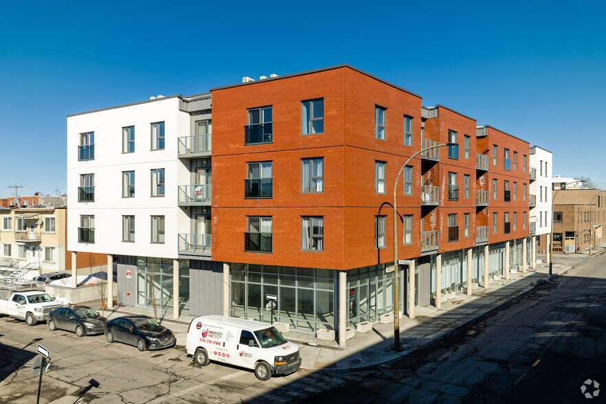 891-929 Av Beaumont, Montréal, QC for lease - Building Photo - Image 3 of 9