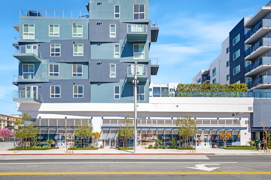 2528 S Grand Ave, Los Angeles, CA for lease - Building Photo - Image 2 of 33