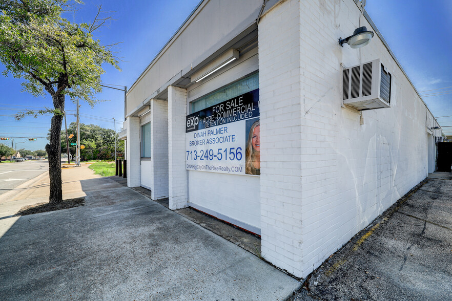 905 W Main St, La Porte, TX for sale - Building Photo - Image 3 of 34