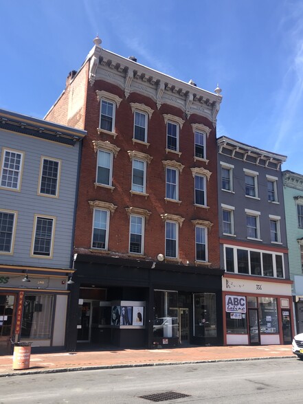 358 Main St, Poughkeepsie, NY for sale - Building Photo - Image 1 of 1