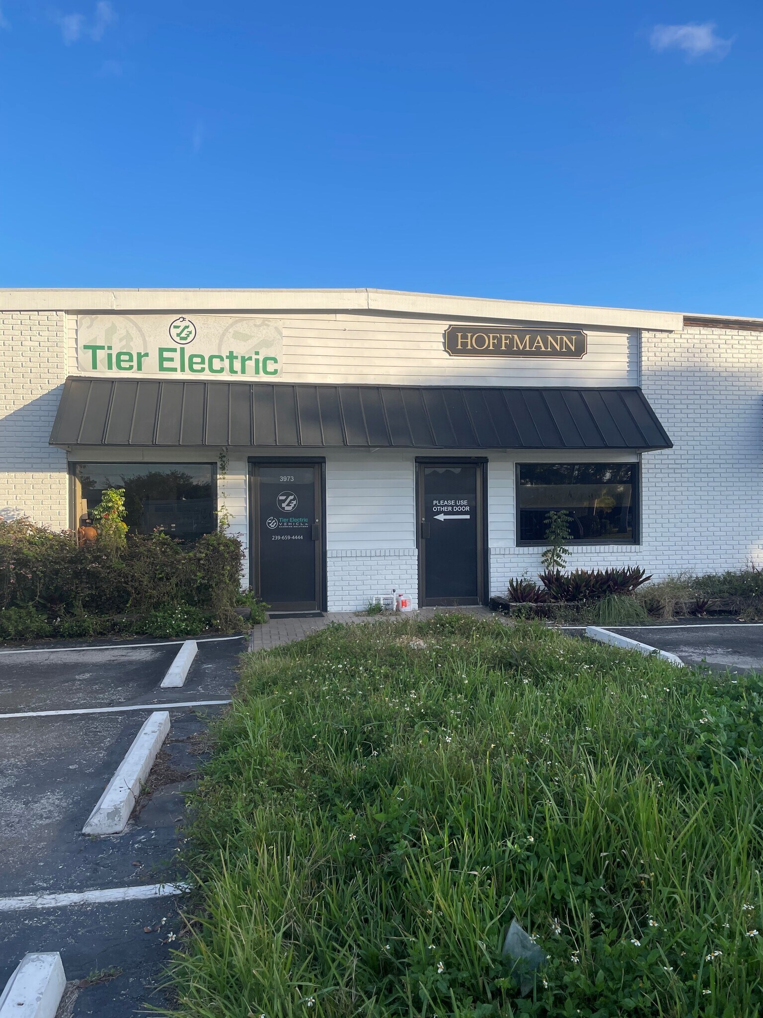 3885 Mercantile Ave Naples Fl 34104 - wk3su6b