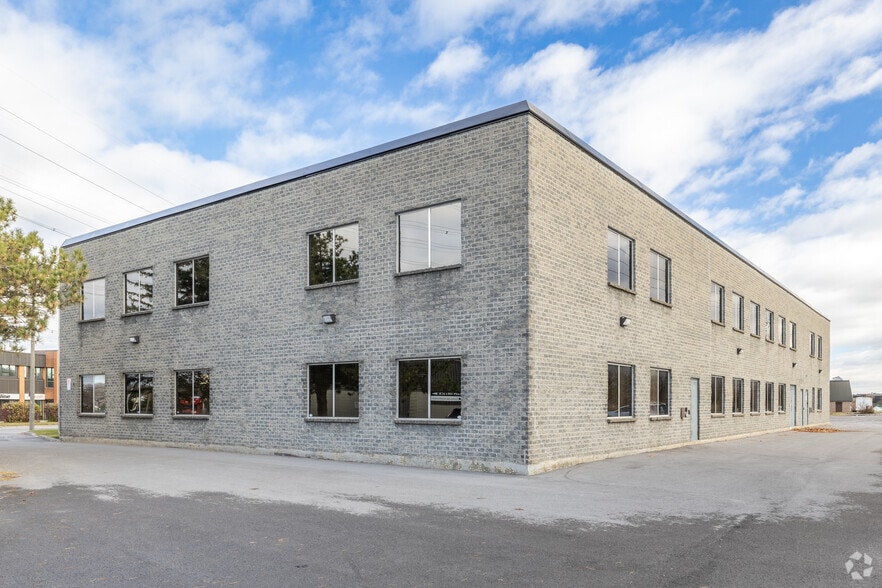 223 Colonnade Rd, Nepean, ON for lease - Building Photo - Image 3 of 3