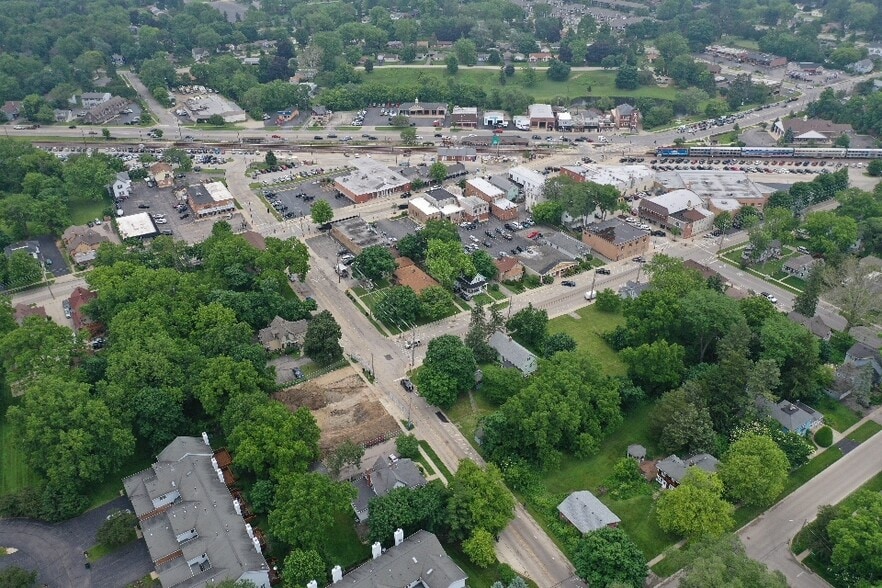 4 Parcel Portfolio Sale: Downtown Cary portfolio of 4 properties for sale on LoopNet.com - Primary Photo - Image 1 of 1