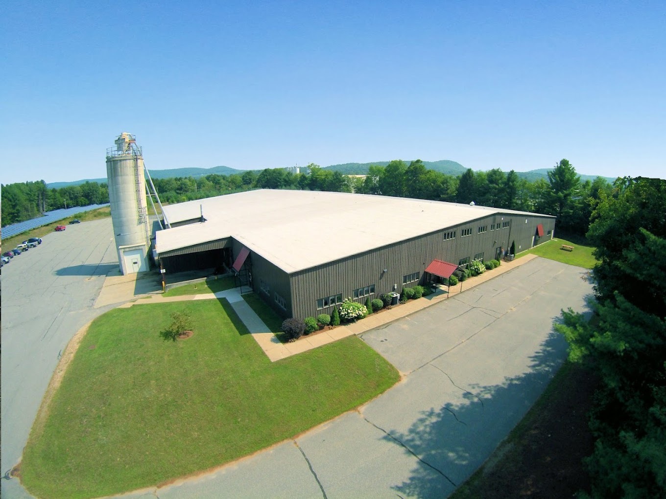 10 Precision Dr, North Springfield, VT for sale Primary Photo- Image 1 of 1