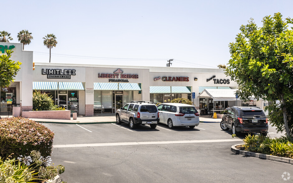 16214-16248 E Whittier Blvd, Whittier, CA for lease - Building Photo - Image 2 of 7